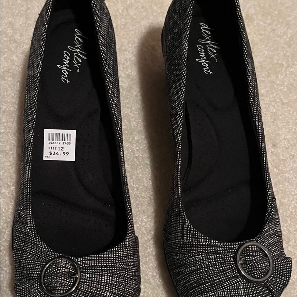 Dexflex Comfort Shoes Black and White Plaid Wedge Heels